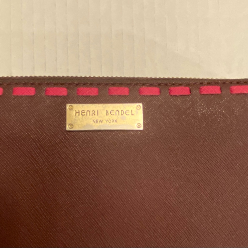 Henri Bendel New York Brown and Pink Zip Around Wallet with Sleek Design. - Picture 2 of 9